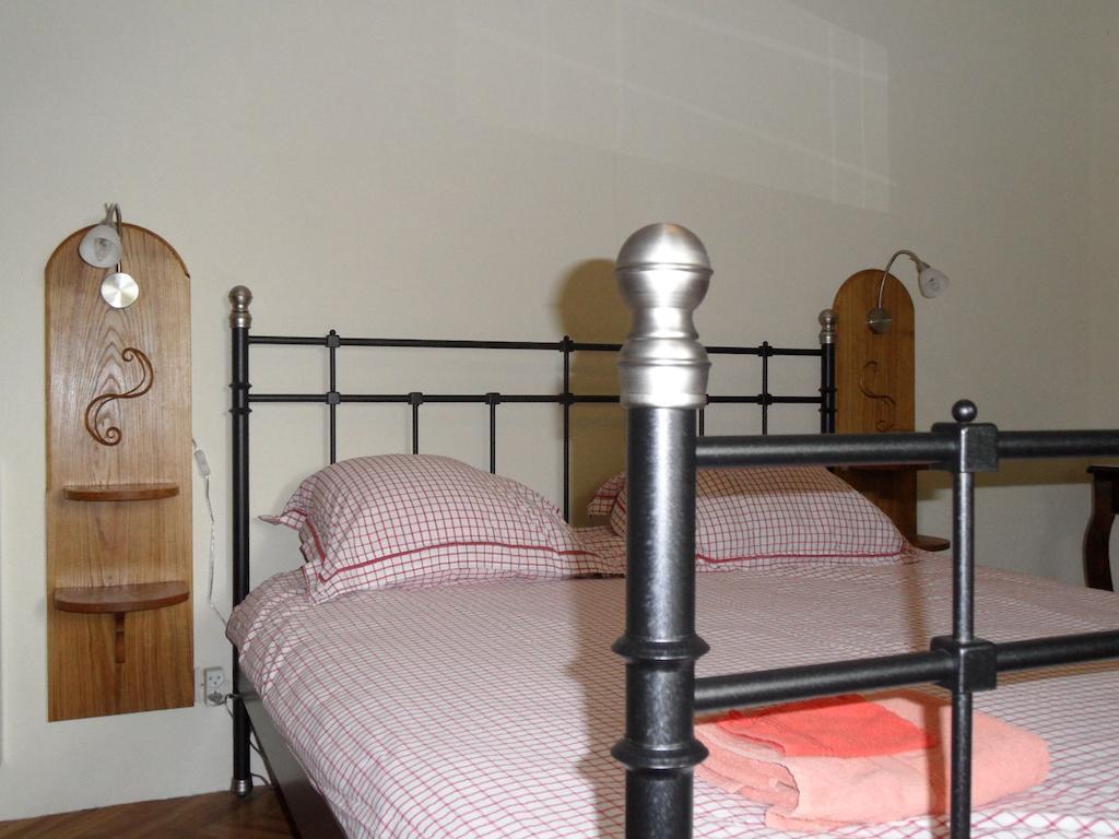 Chambres D'Hotes Domaine Du Bourg Gannay-sur-Loire Ruang foto